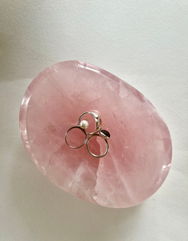ROSE QUARTZ BOWL