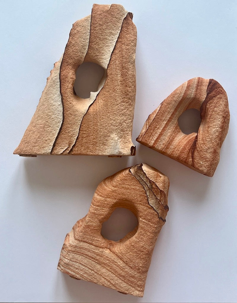 SANDSTONE FREE STANDING