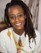 Tarot Readings w/ Nicole Angela