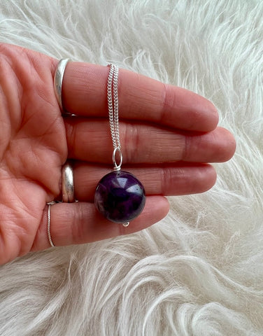 AMETHYST SPHERE PENDANT