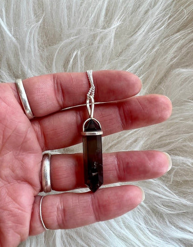 SMOKEY QUARTZ D.T. POINT PENDANT