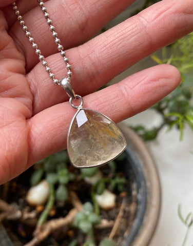 RUTILATED QUARTZ PENDANT - TEARDROP