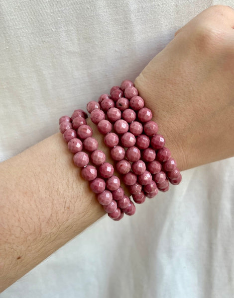 Rhodonite -  8mm Facet