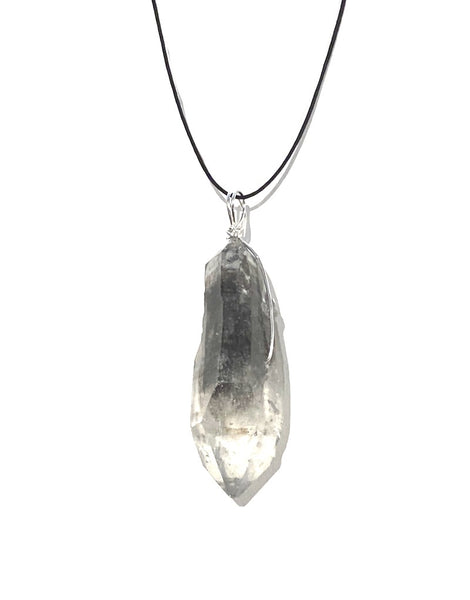QUARTZ - TIBETAN PENDANT - D.T. POINT